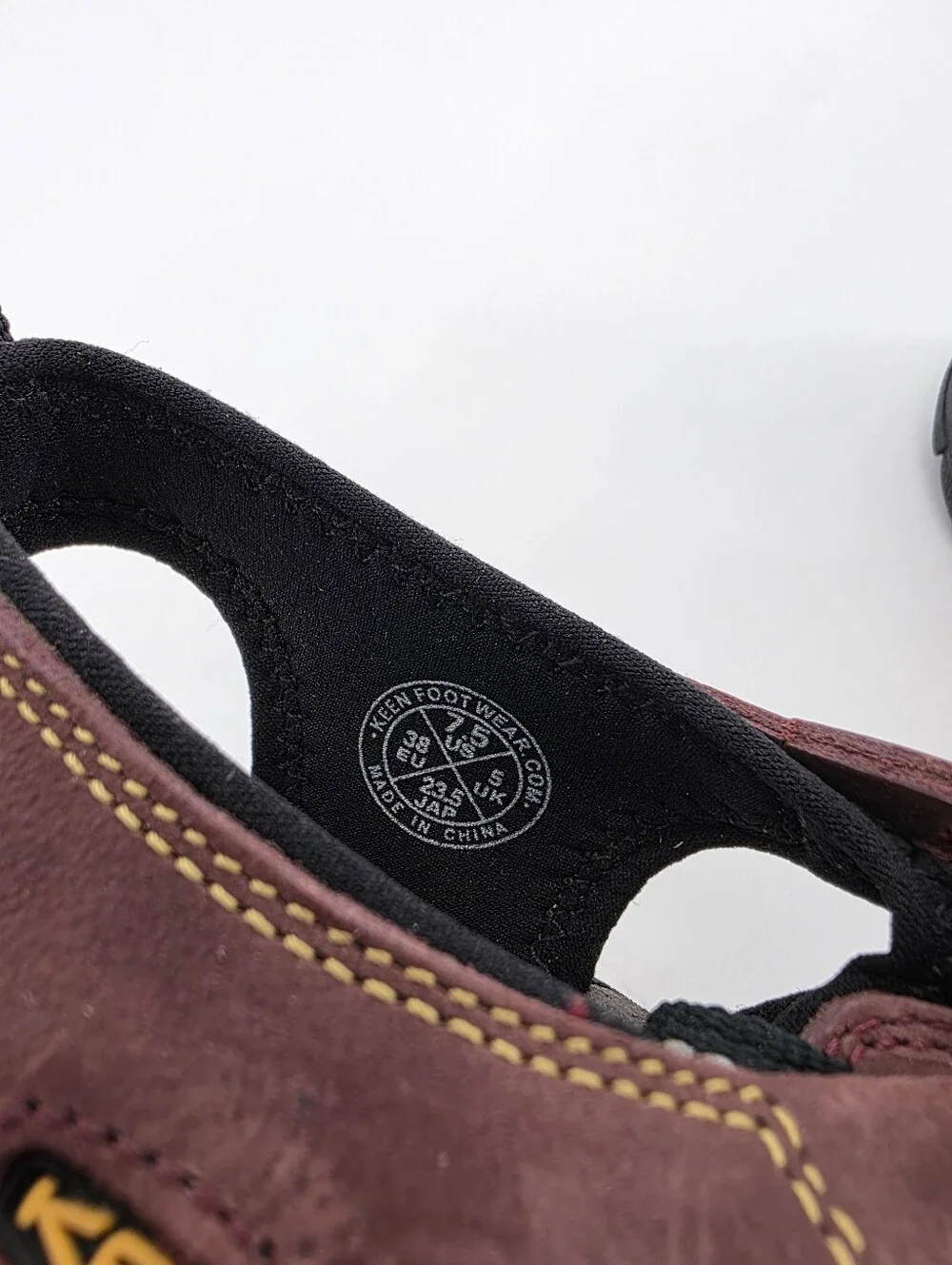 Keen Maroon Hiking Sandals, SZ 7.5